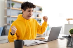 Agung - Panitia Event Kampus